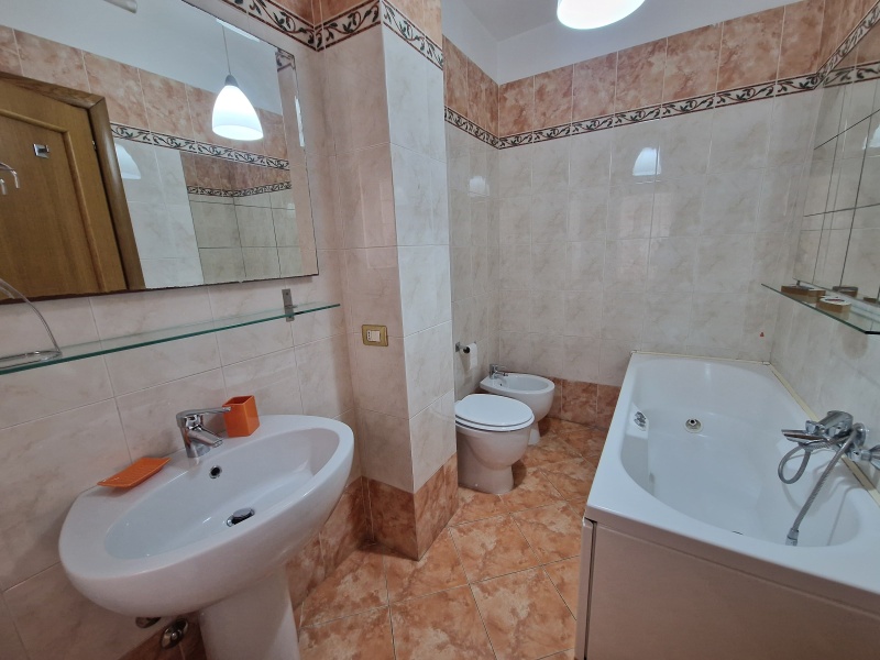 VIA PIETRO BEMBO, roma, Lazio 00168, 3 Camera da Letto Stanze da Letto, 0 ,2 BagnoBathrooms,Appartamento,Vendita,VIA PIETRO BEMBO,3,1100