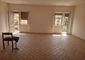 VIA NICOLA GARRONE, ROMA, Lazio 00166, 4 Stanze da Letto Stanze da Letto, ,2 BathroomsBathrooms,Appartamento,Vendita,VIA NICOLA GARRONE,1,1051